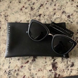 Quay “My Girl” Sunglasses in Black/Smoke
